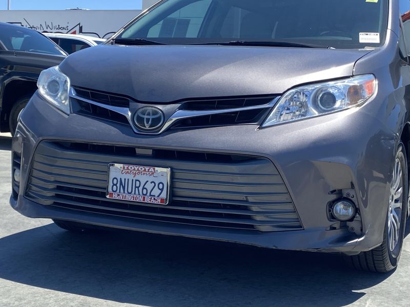 Used 2020 Toyota Sienna XLEImage 7