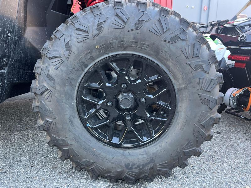 New 2026 Can-Am MAVERICK X3 MAX DS TURBO Image 12