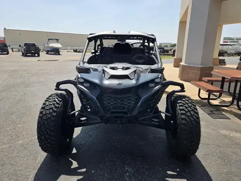 2025 Can-Am MAVERICK R MAX X RS 999T DCT TRIPLE BLACK Image 8