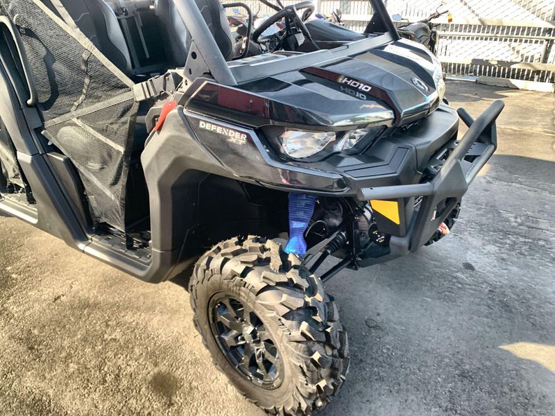 New 2025 Can-Am DEFENDER MAX XT HD10 Image 19
