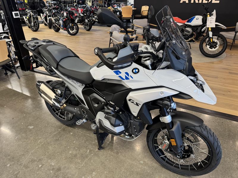 2025 BMW R 1300 GS - LIGHT WHITE 