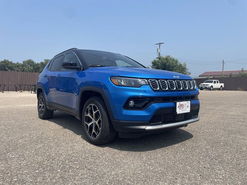 2024 Jeep Compass Limited 4x4Image 2