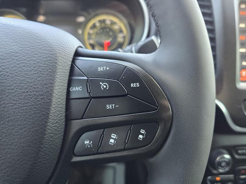 2021 Jeep Cherokee Trailhawk photo 11
