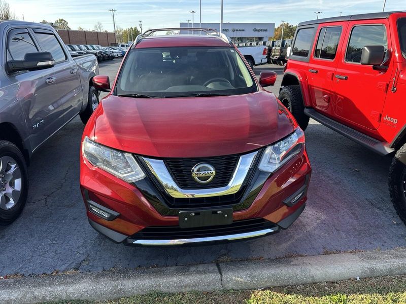 2019 Nissan Rogue SVImage 2