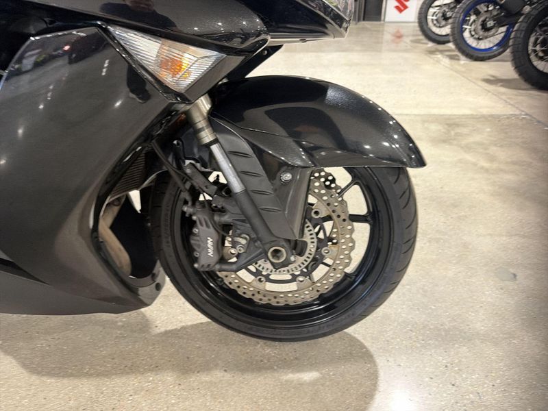 Used 2015 Kawasaki CONCOURS 14 ABS  in a BLACK exterior color. Victorville Del Amo Motorsports 760-241-7387 delamomotorsportsofvictorville.com 