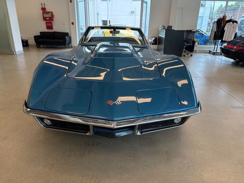 1969 CHEVROLET Corvette ConvertibleImage 3