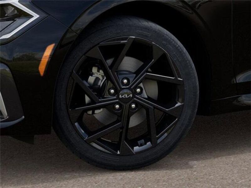 New 2026 Kia K5 GT-LineImage 9