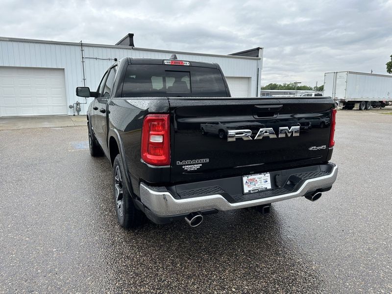 2025 RAM 1500 Laramie Crew Cab 4x4 5