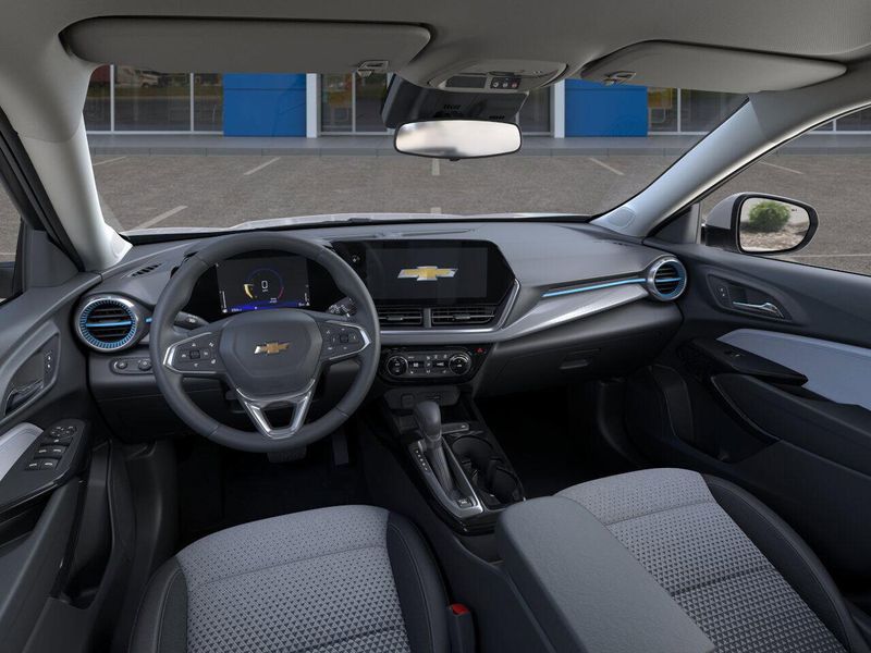 New 2025 Chevrolet Trax LTImage 15
