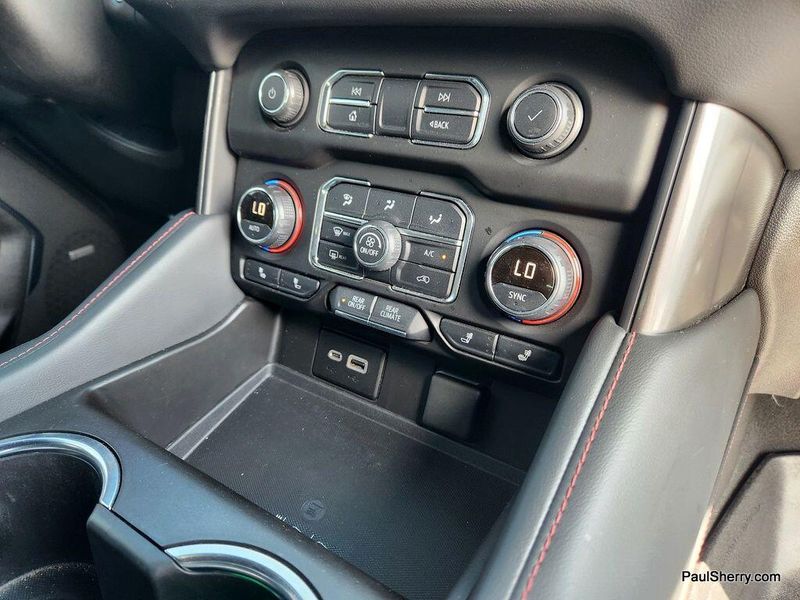 2021 Chevrolet Tahoe RSTImage 34