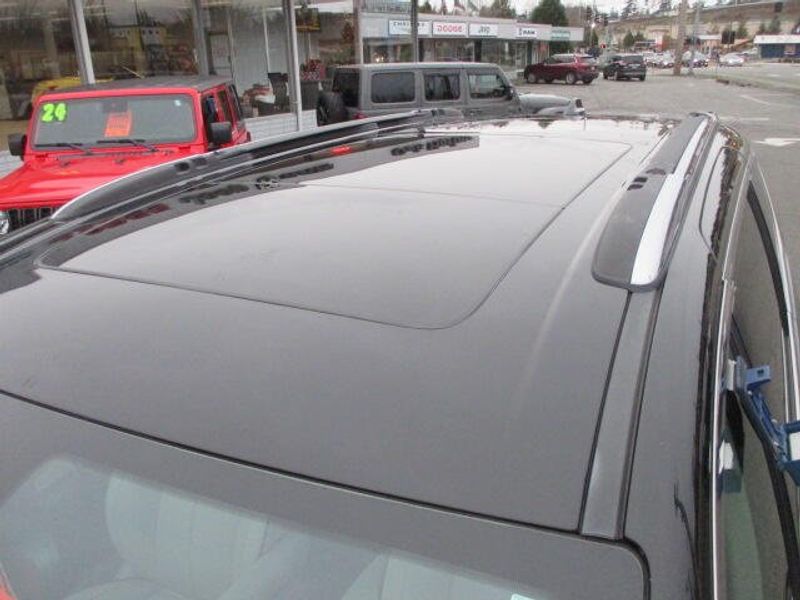 Used 2020 Chrysler Pacifica LimitedImage 15