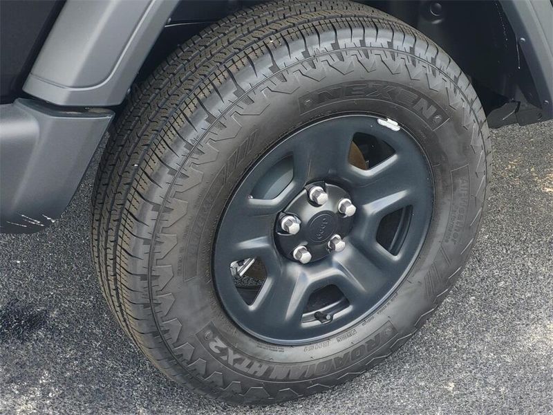 2025 Jeep Wrangler 4-door SportImage 7