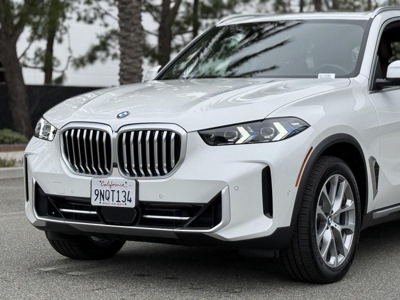 2025 BMW X5 sDrive40iImage 10