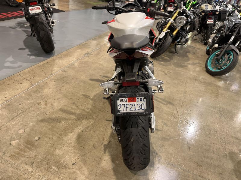 Used 2024 Aprilia TUONO 660 FACTORY Image 23