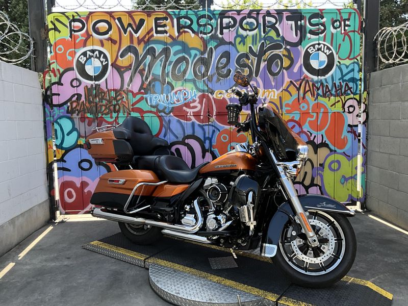 Used 2014 HARLEY Electra Glide Ultra Limited Image 3