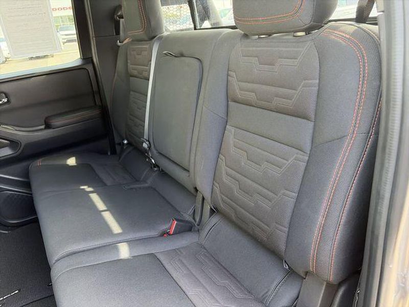 Used 2022 Nissan Frontier PRO-XImage 19