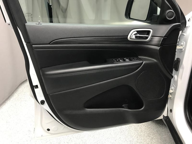 Used 2020 Jeep Grand Cherokee NorthImage 3