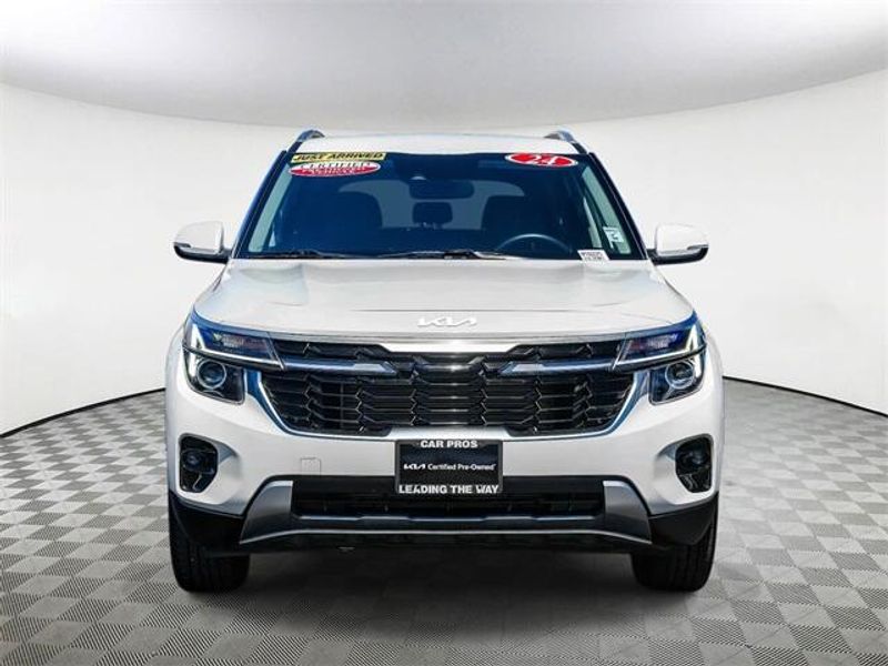 Used 2024 Kia Seltos SImage 3