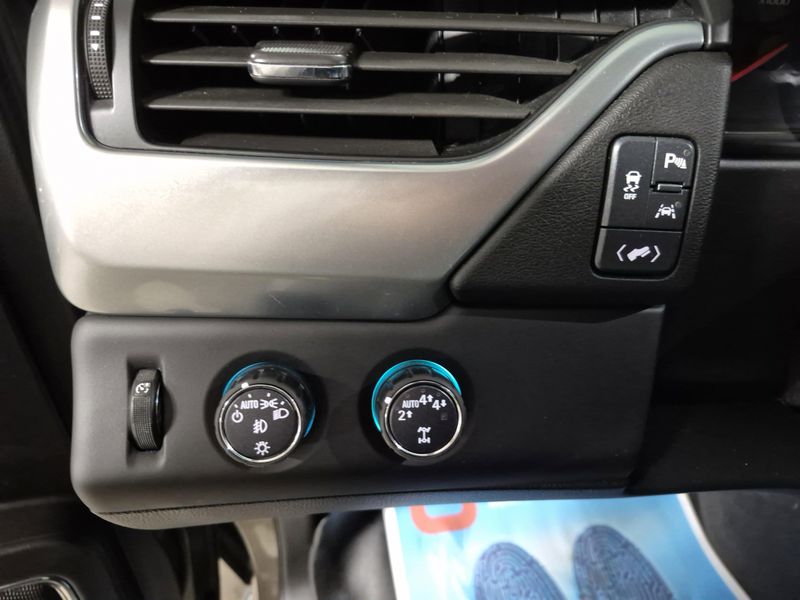 2019 Chevrolet Tahoe LTImage 29