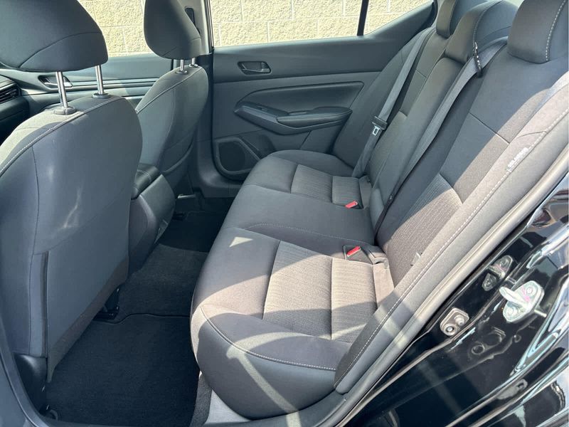 2024 Nissan Altima 2.5 SV photo 28