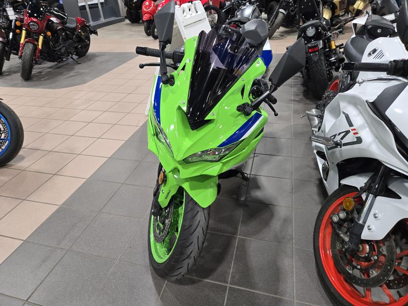 USED 2024 KAWASAKI NINJA ZX4RR ABS Image 6
