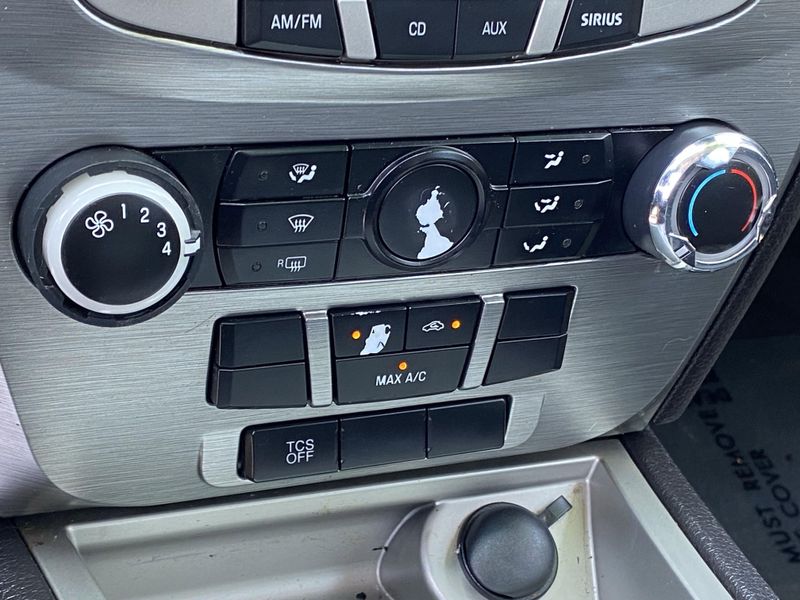2011 Ford Fusion SEImage 20