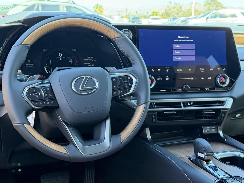 New 2026 Lexus RX 350 CP,DK,FZ,GN,KG,NW,PB,PJ,PM,2T,3J,87Image 30