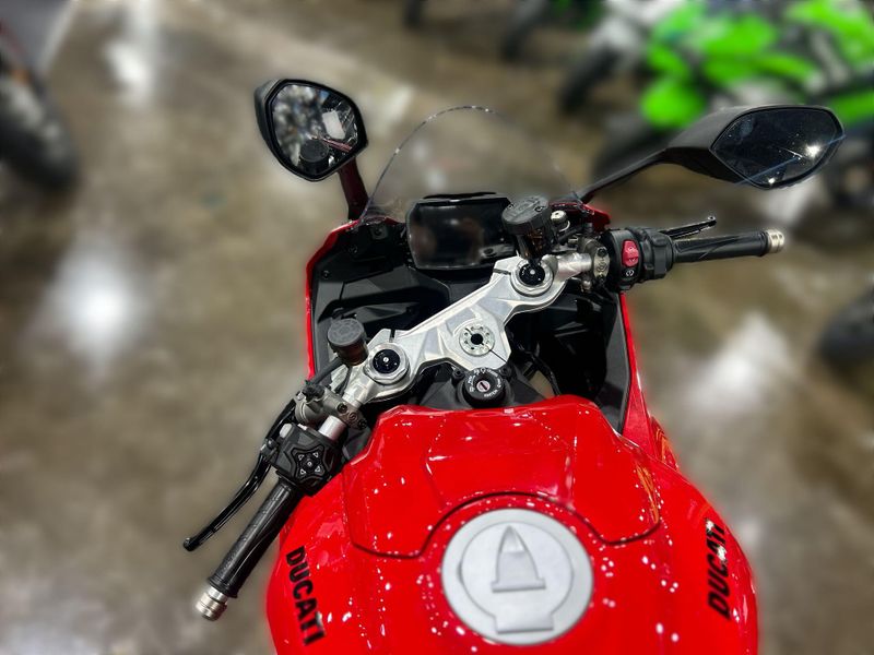 New 2026 Ducati PANIGALE V2 896 Image 17