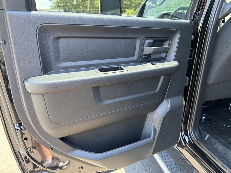 Used 2025 RAM 3500 Chassis TradesmanImage 14
