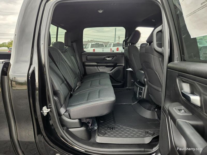 New 2026 RAM 1500 Warlock Crew Cab 4x4 5'7' Box