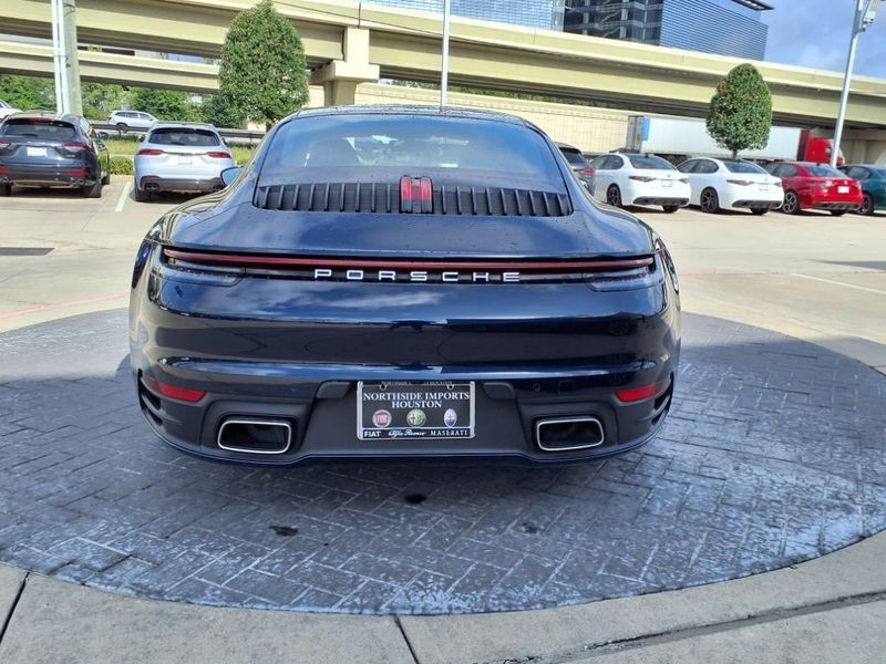 2022 Porsche 911 CarreraImage 15