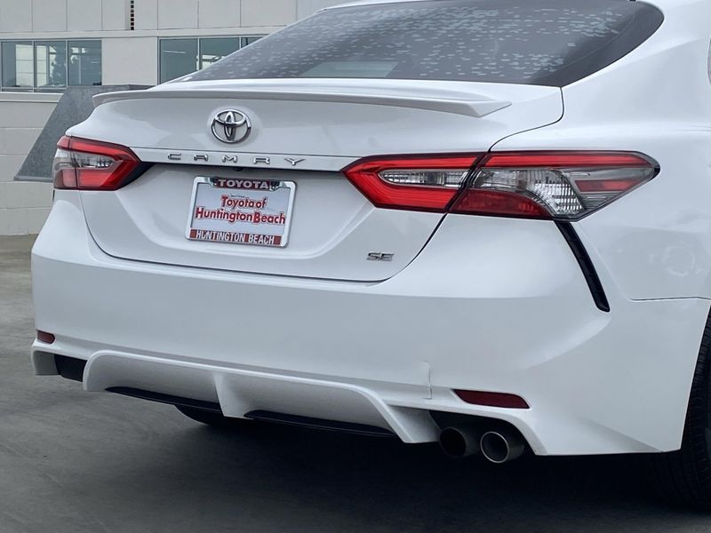 2018 Toyota Camry SEImage 5