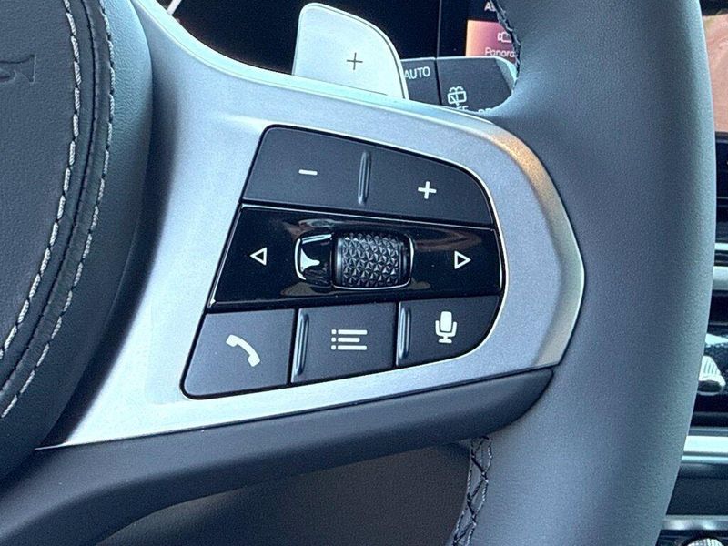 New 2027 BMW X7 xDrive40iImage 23
