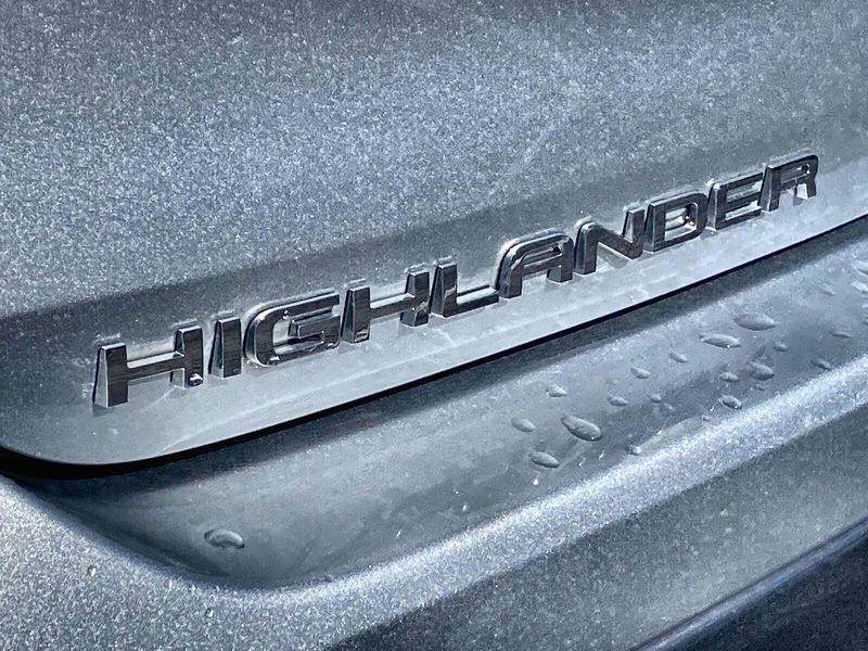2021 Toyota Highlander LimitedImage 33