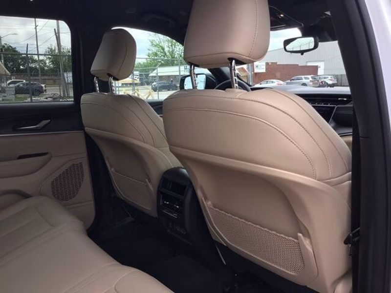 Used 2024 Jeep Grand Cherokee LimitedImage 17