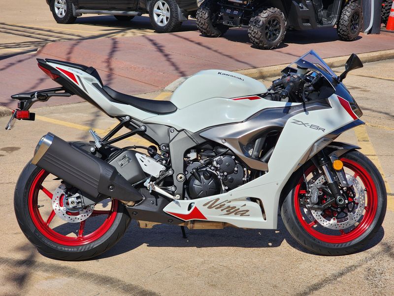 New 2025 Kawasaki NINJA ZX 6R | Wild West Motoplex