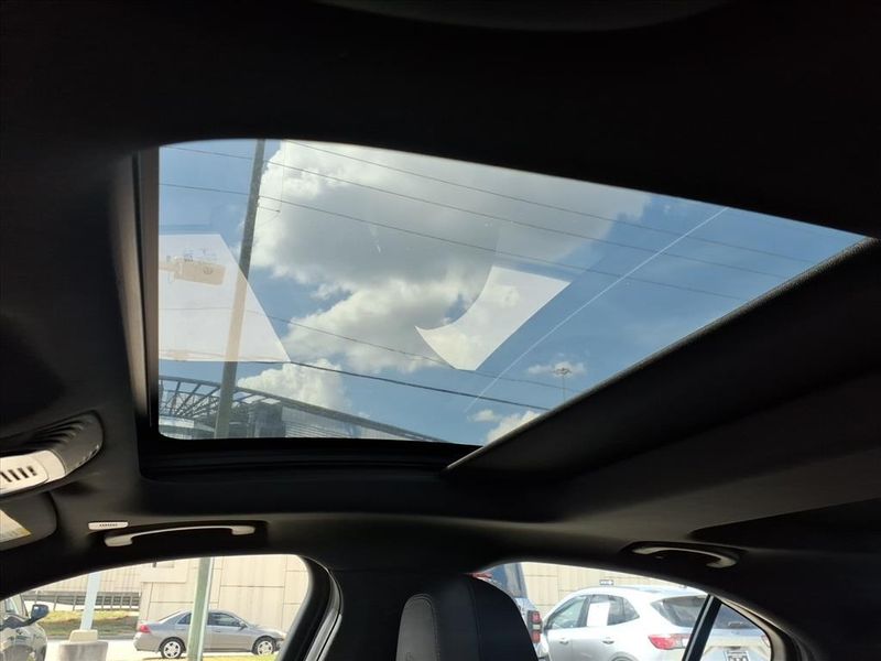 Used 2022 Alfa Romeo Giulia TiImage 6