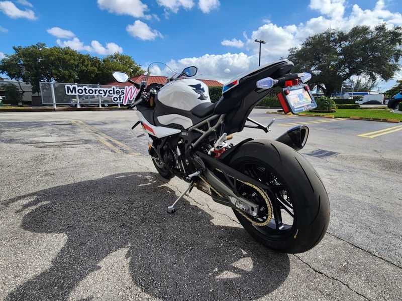 2026 BMW S 1000 RRImage 7