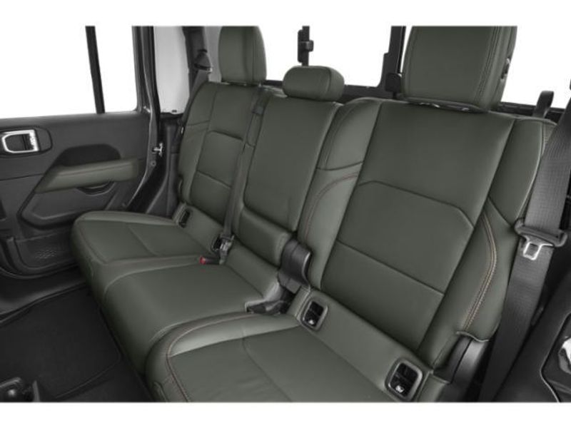 New 2025 Jeep Gladiator Mojave 4x4Image 12