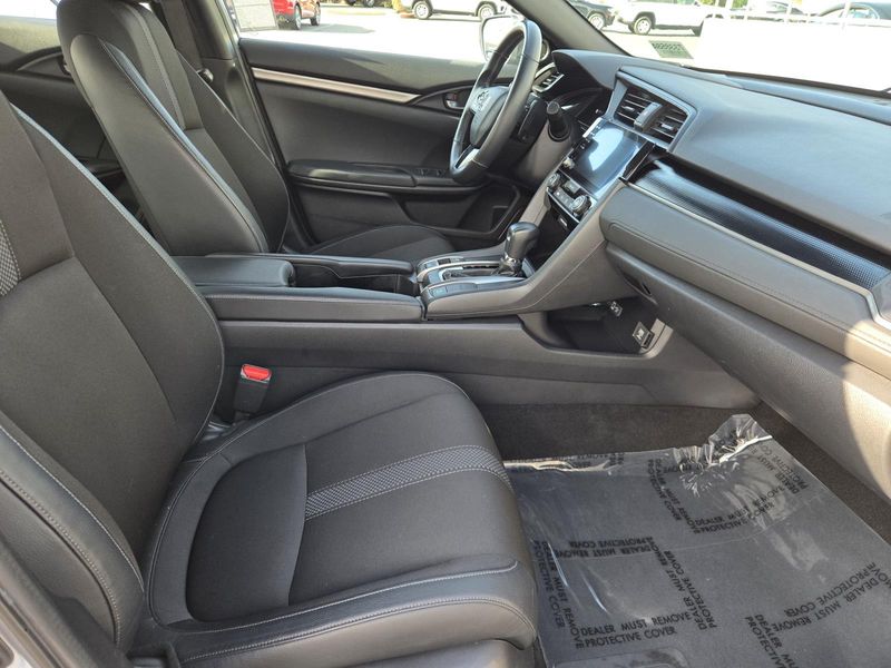 2021 Honda Civic Sport photo 28