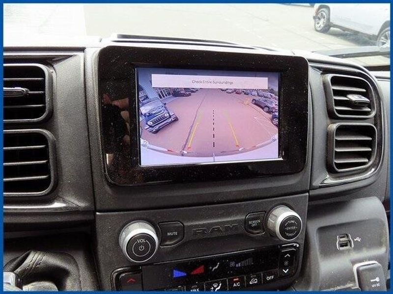 2023 RAM ProMaster 2500 High RoofImage 14