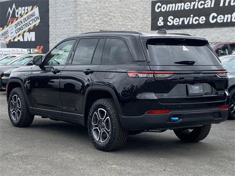 2023 Jeep Grand Cherokee Trailhawk 4xeImage 5