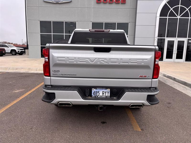 2020 Chevrolet Silverado 1500 RST photo 4