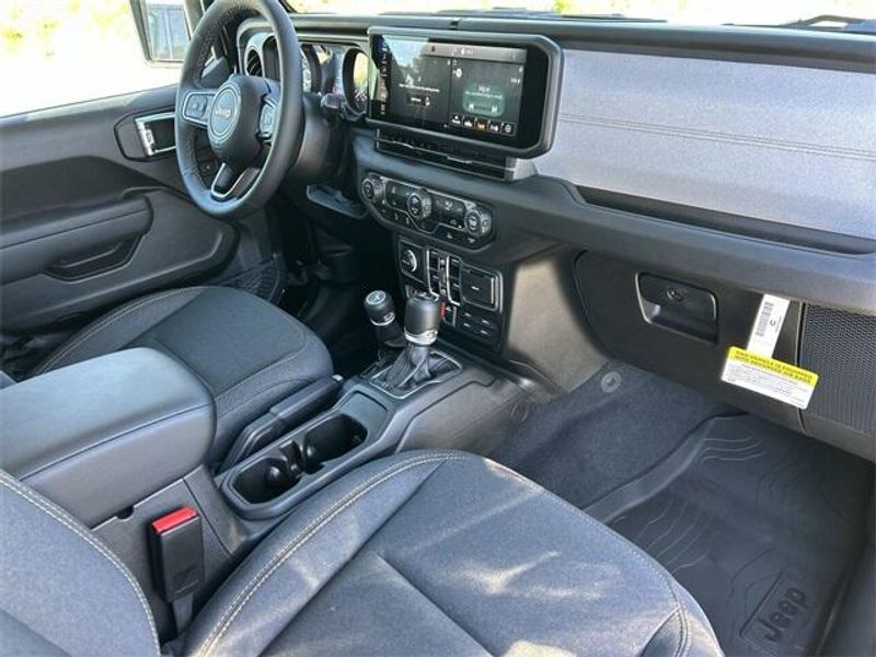 New 2026 Jeep Wrangler 4-door WillysImage 13