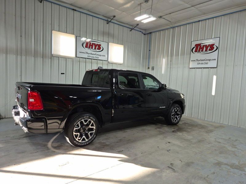 2025 RAM 1500 Laramie Crew Cab 4x4 5