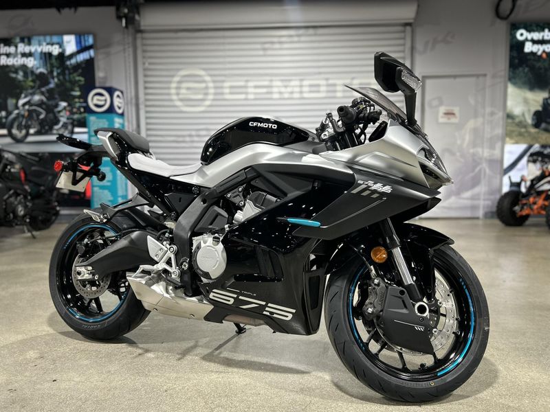 2025 CFMOTO 675SS Image 1