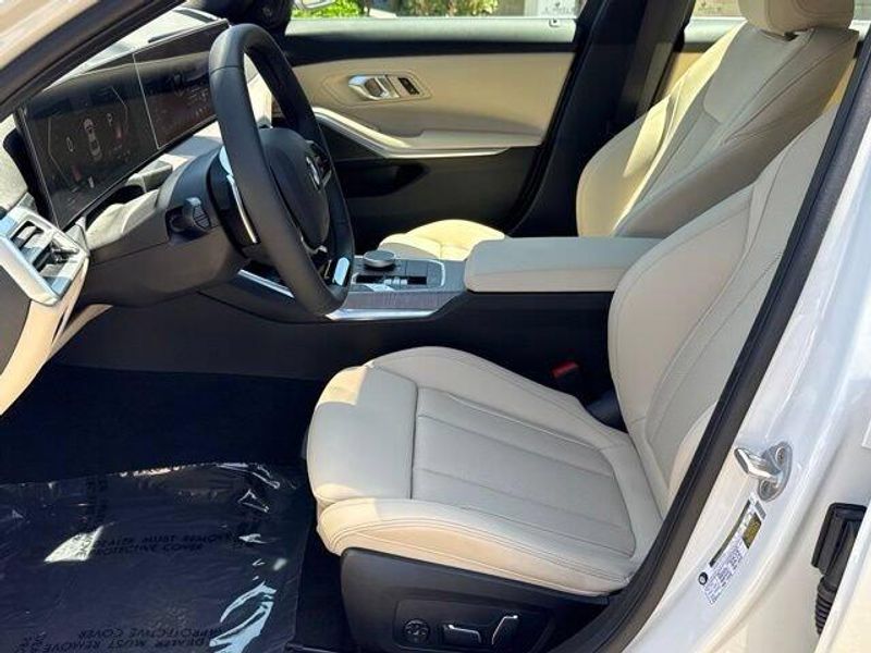 New 2026 BMW 3 Series 330iImage 17