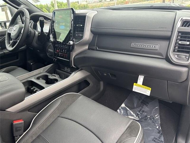 2026 Ram 2500 Laramie photo 12