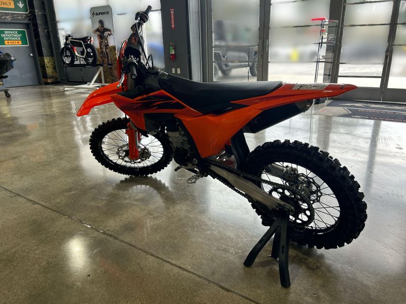 New 2027 KTM 450 SX-F Image 14