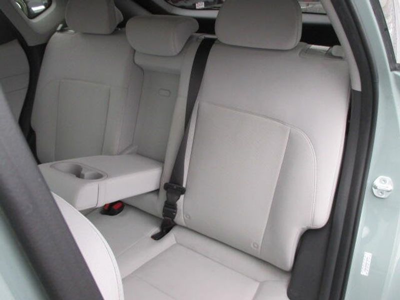 Used 2024 Hyundai Kona SELImage 19